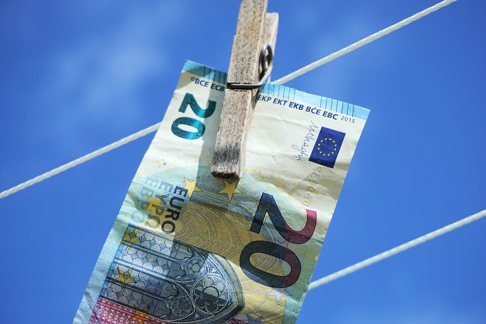 Średnie ceny gazu w UE w dół, w Polsce w górę
